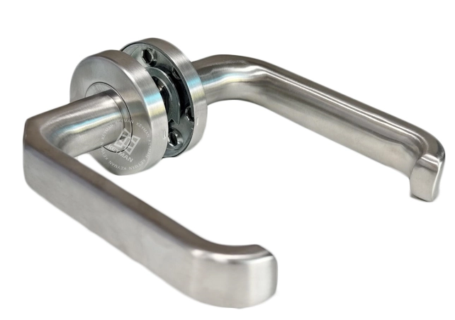 How to Choose the Right Commercial Pull Handle: Sizing, Mounting, and ADA Compliance